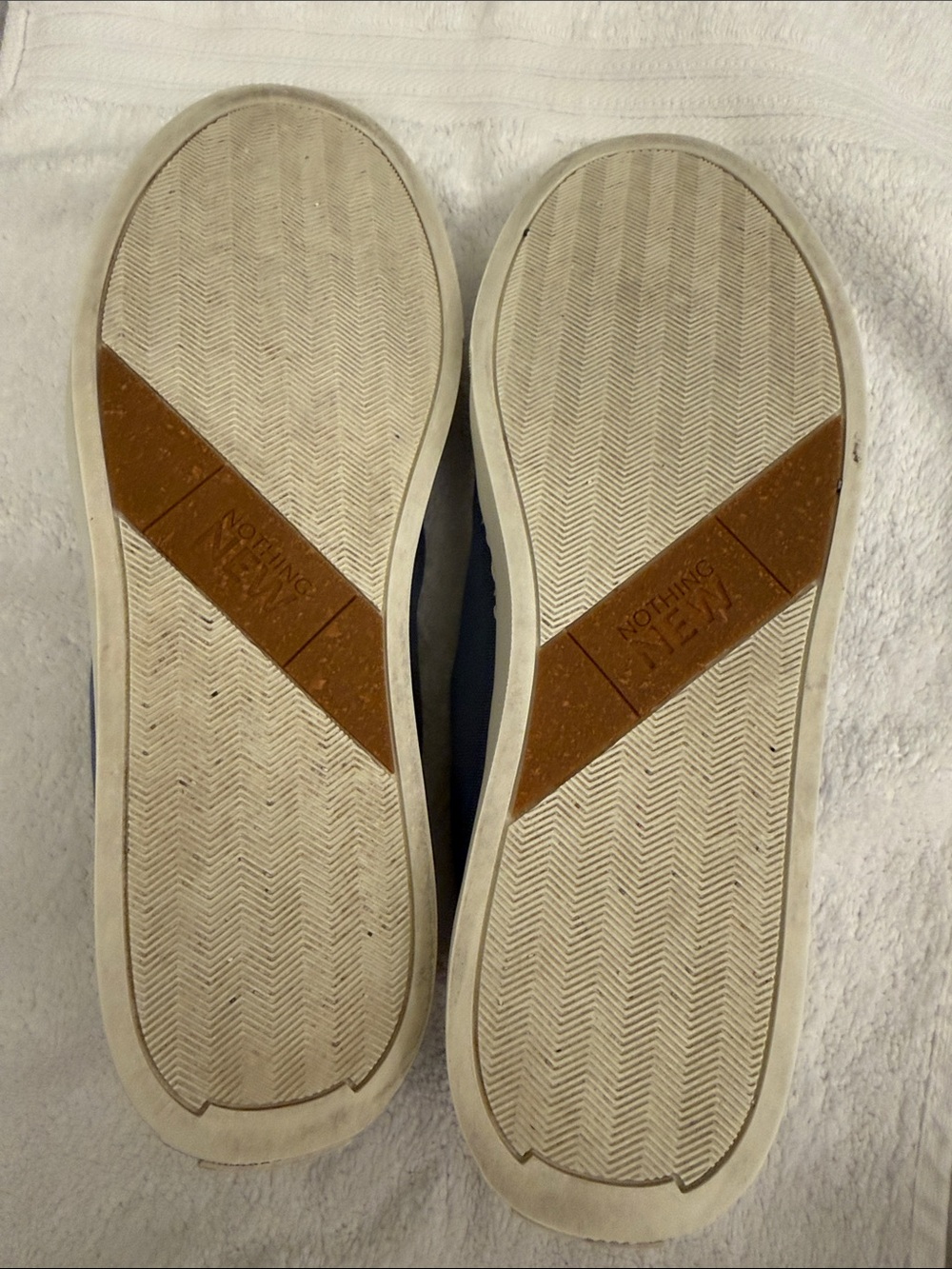 Nothing New Men’s Classic Low-Top Canvas Sneakers in Blue. Size 11 - Picture 8 of 9